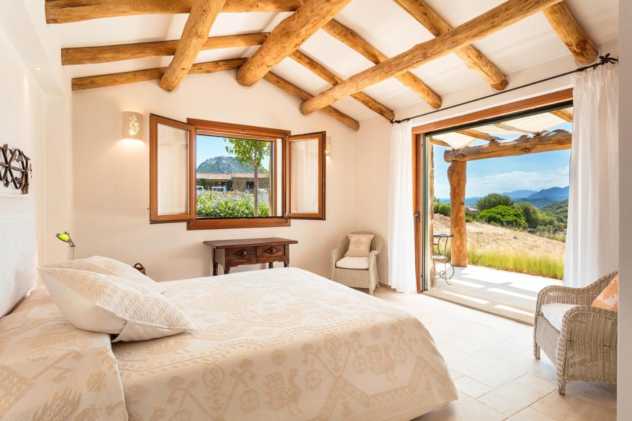 Albero Capovolto Bed & Breakfast Golfo Aranci Exterior photo